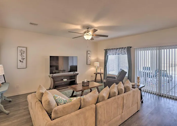 Holiday home Sunny Bullhead W/ Patio & Mtn View! *