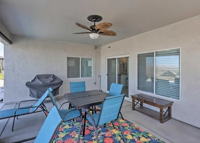 Holiday home Sunny Bullhead W/ Patio & Mtn View! *