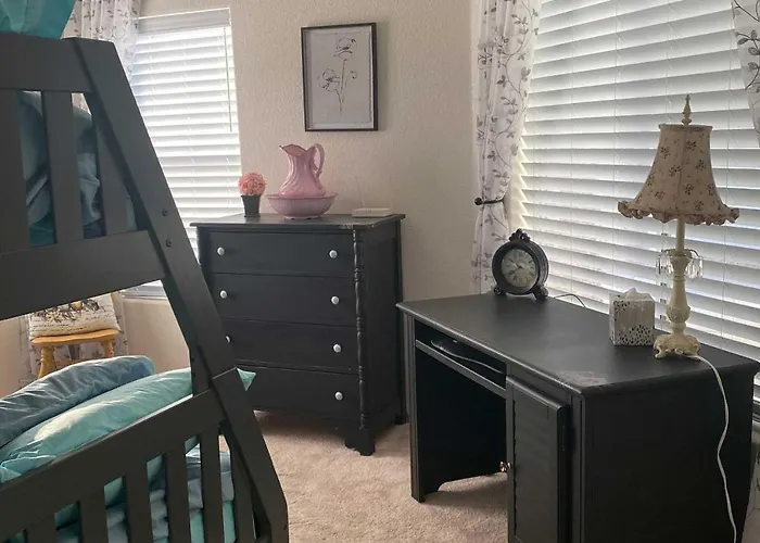 Holiday home Sunny Bullhead W/ Patio & Mtn View! Bullhead City