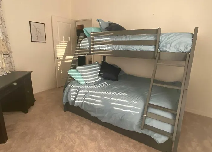 Sunny Bullhead W/ Patio & Mtn View! Bullhead City